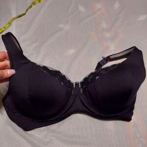 Trusst Black & Grey Bra With Lace Detail 36F